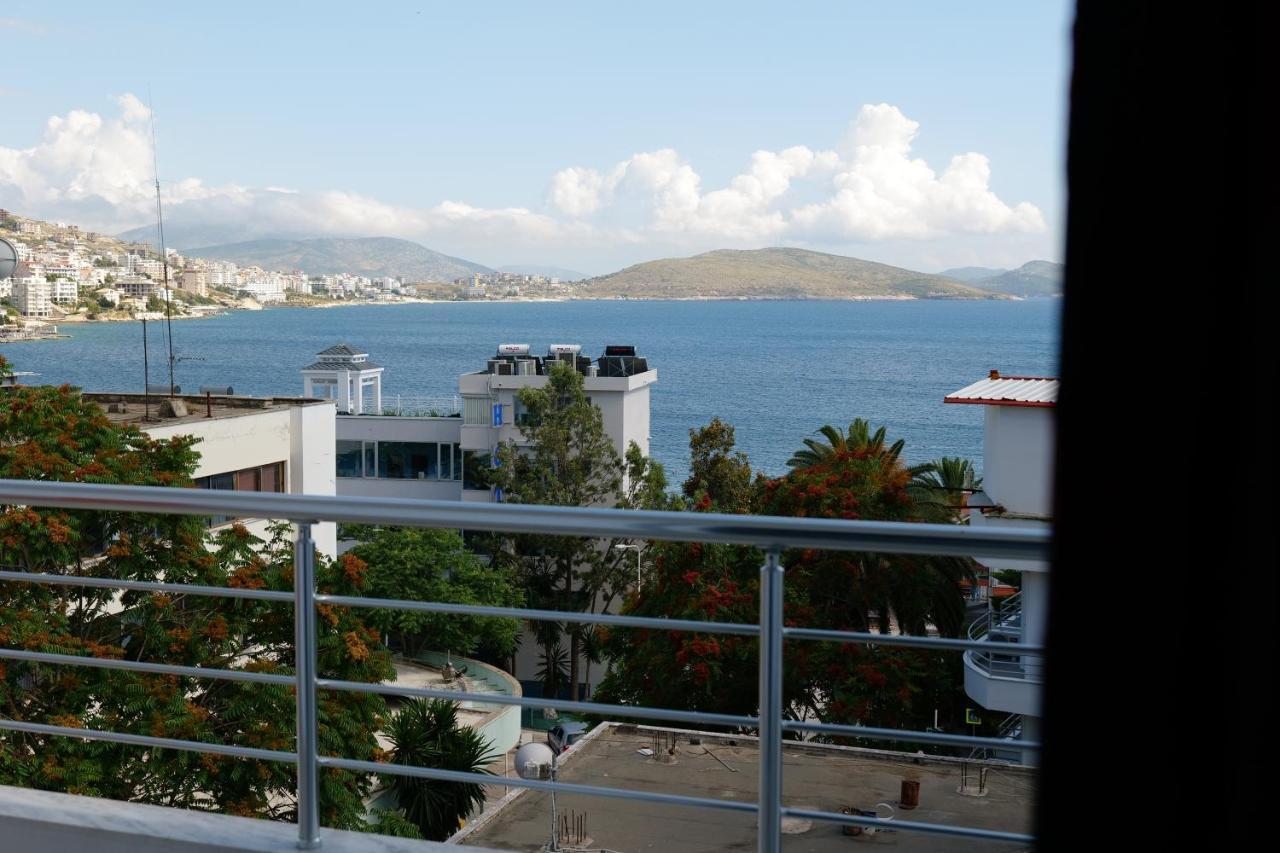 Hotel Piazza Sarande Bagian luar foto
