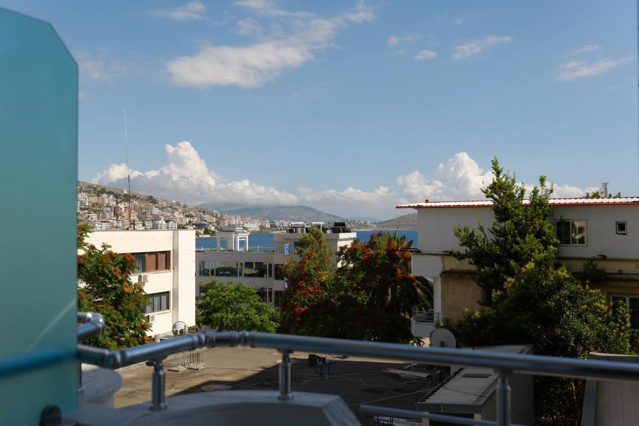 Hotel Piazza Sarande Bagian luar foto