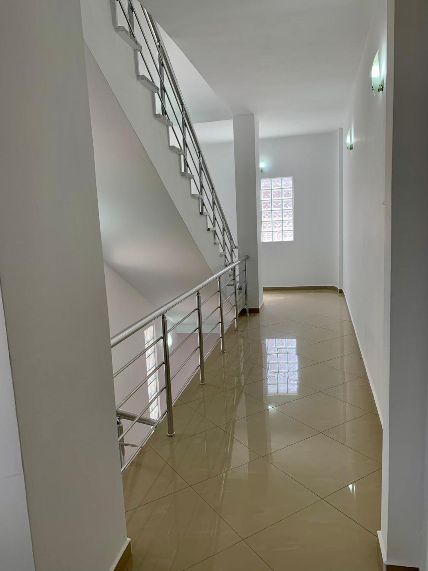 Hotel Piazza Sarande Bagian luar foto